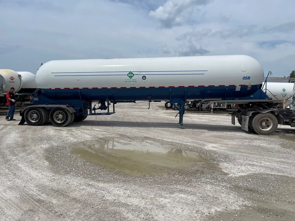 Superior NH3 Transport 10450 Gallon Trailer