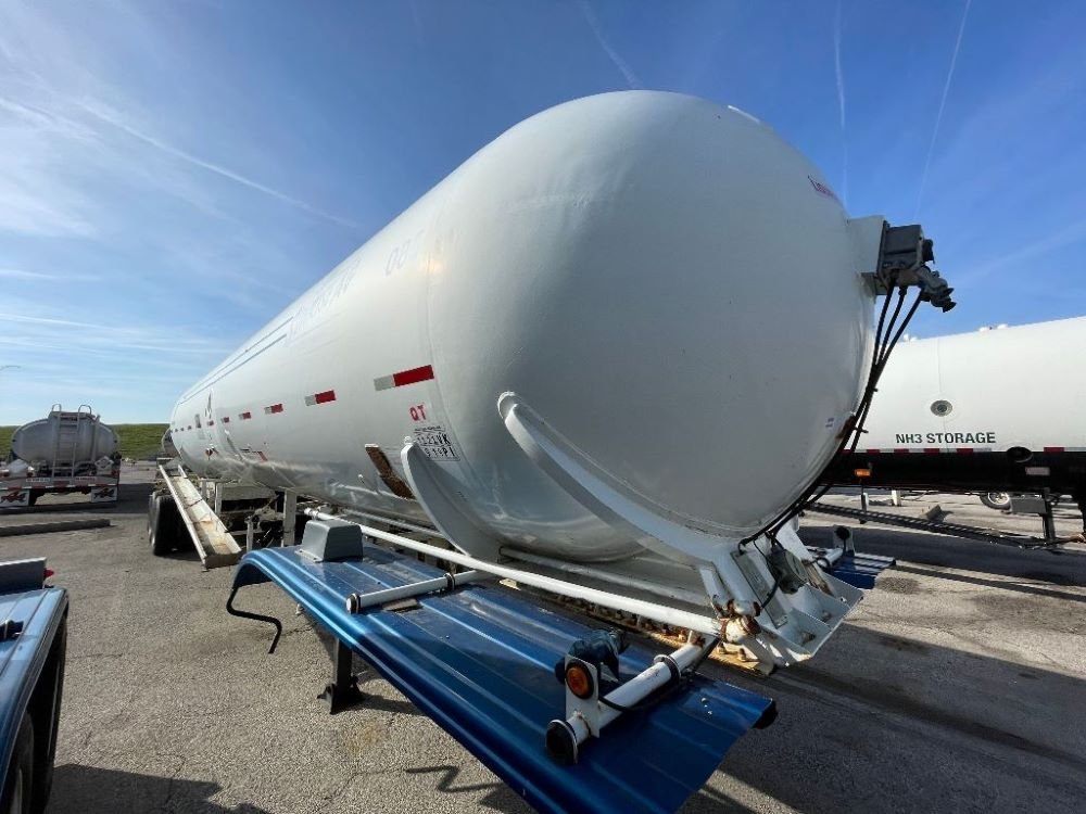 Lubbock NH3 Transport Trailer 10400 Gallon