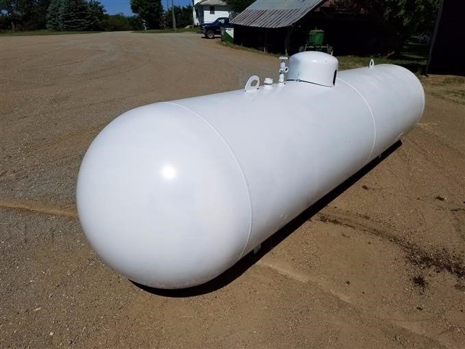Manchester Tank 2000 Gallon Propane Tank PA-673-B