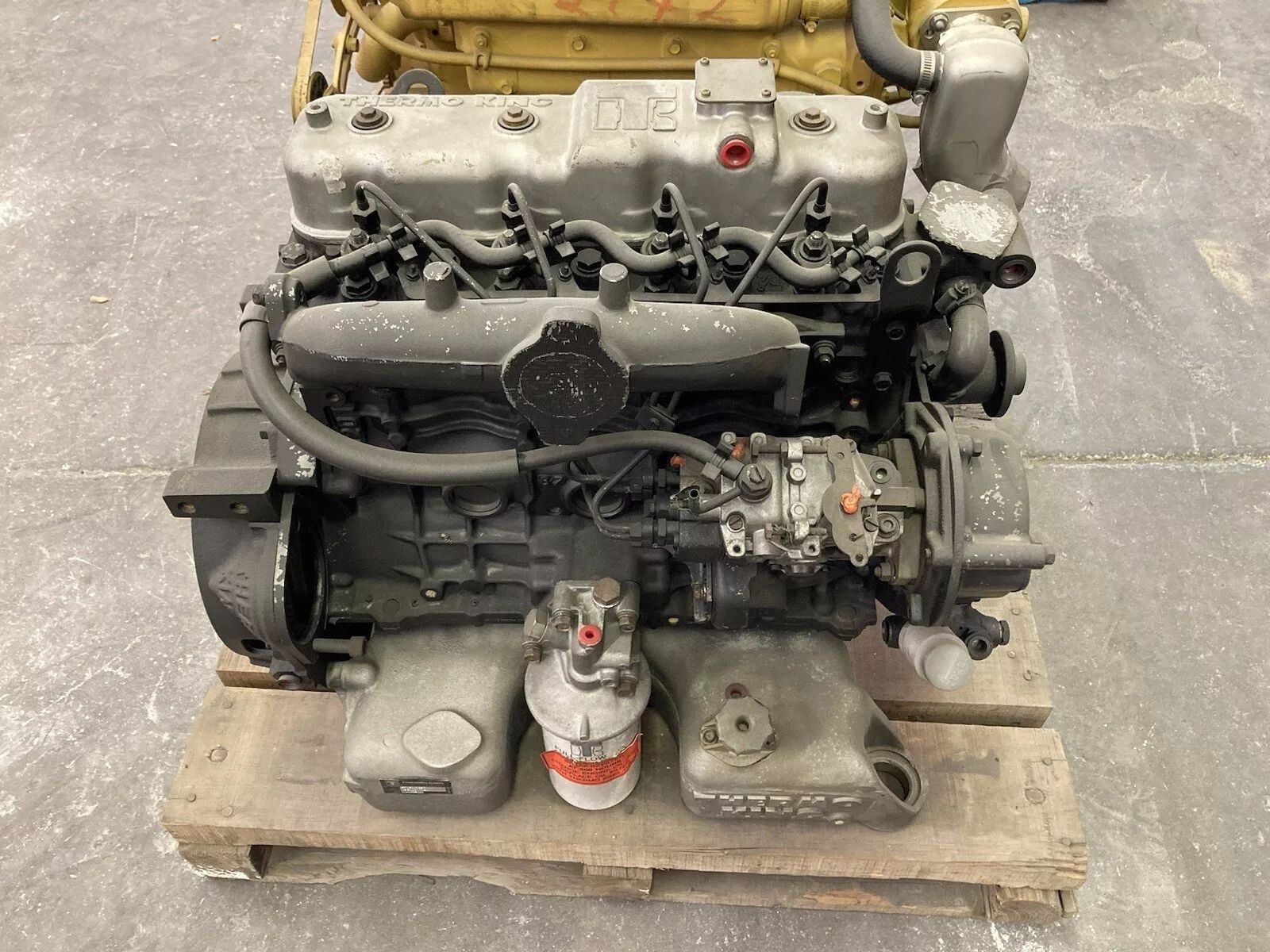 Thermo King Isuzu D201 4-Cylinder Engine