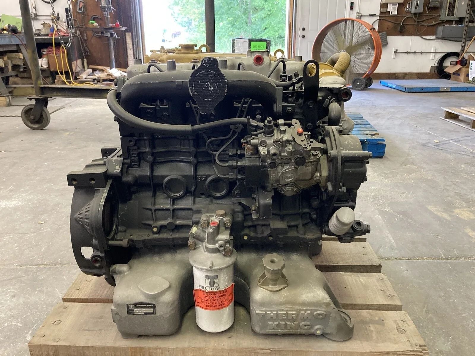 Thermo King Isuzu D201 4-Cylinder Engine