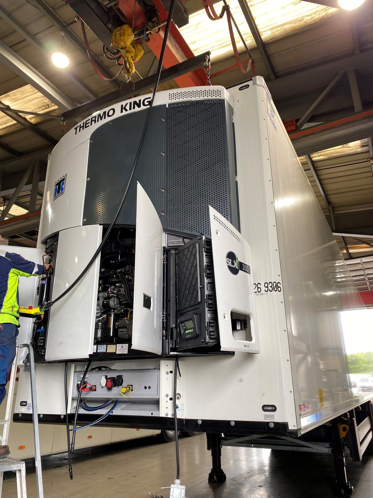 Thermo King SLXi-300 Refrigeration Unit