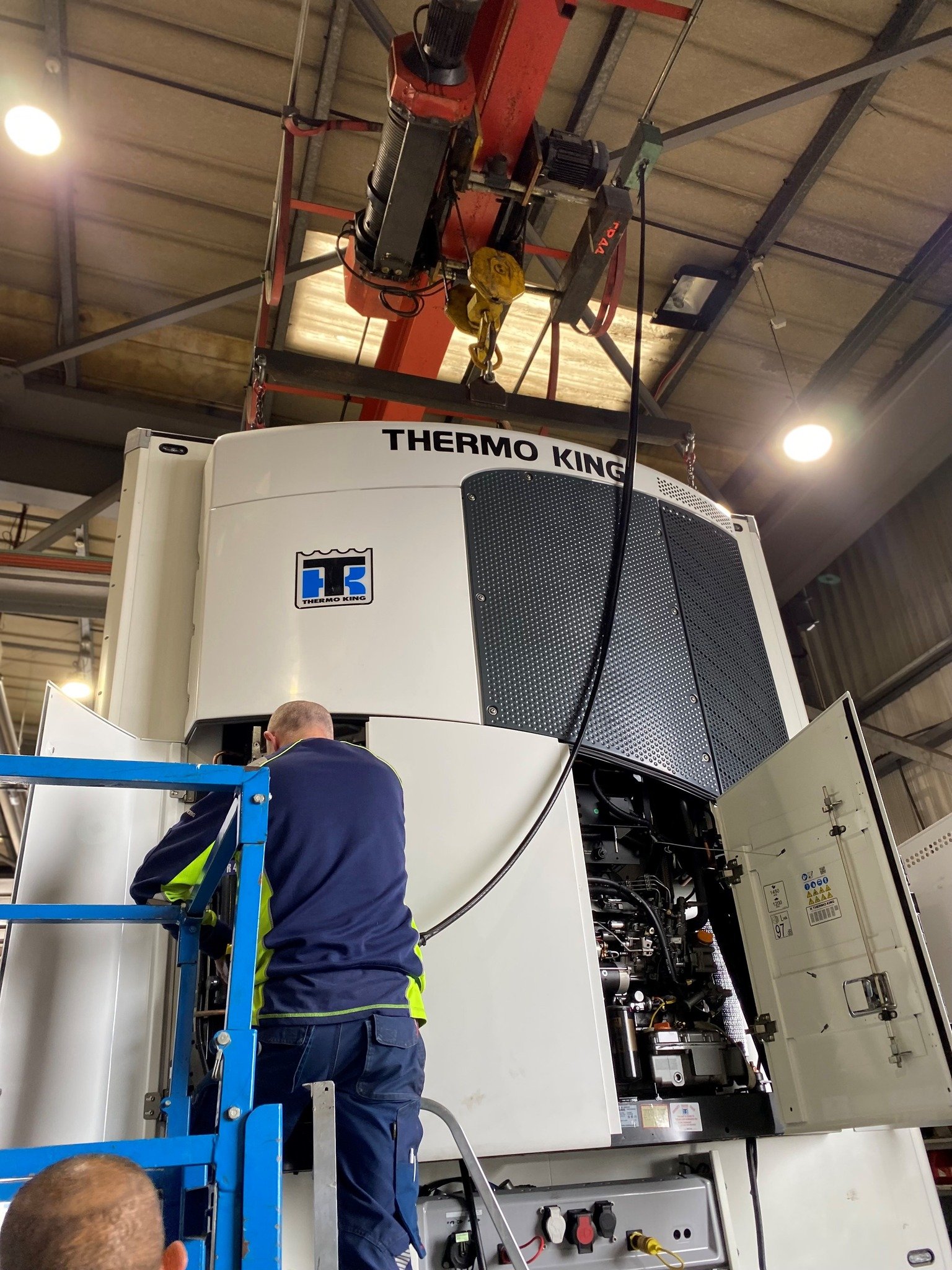 Thermo King SLXi-300 Refrigeration Unit