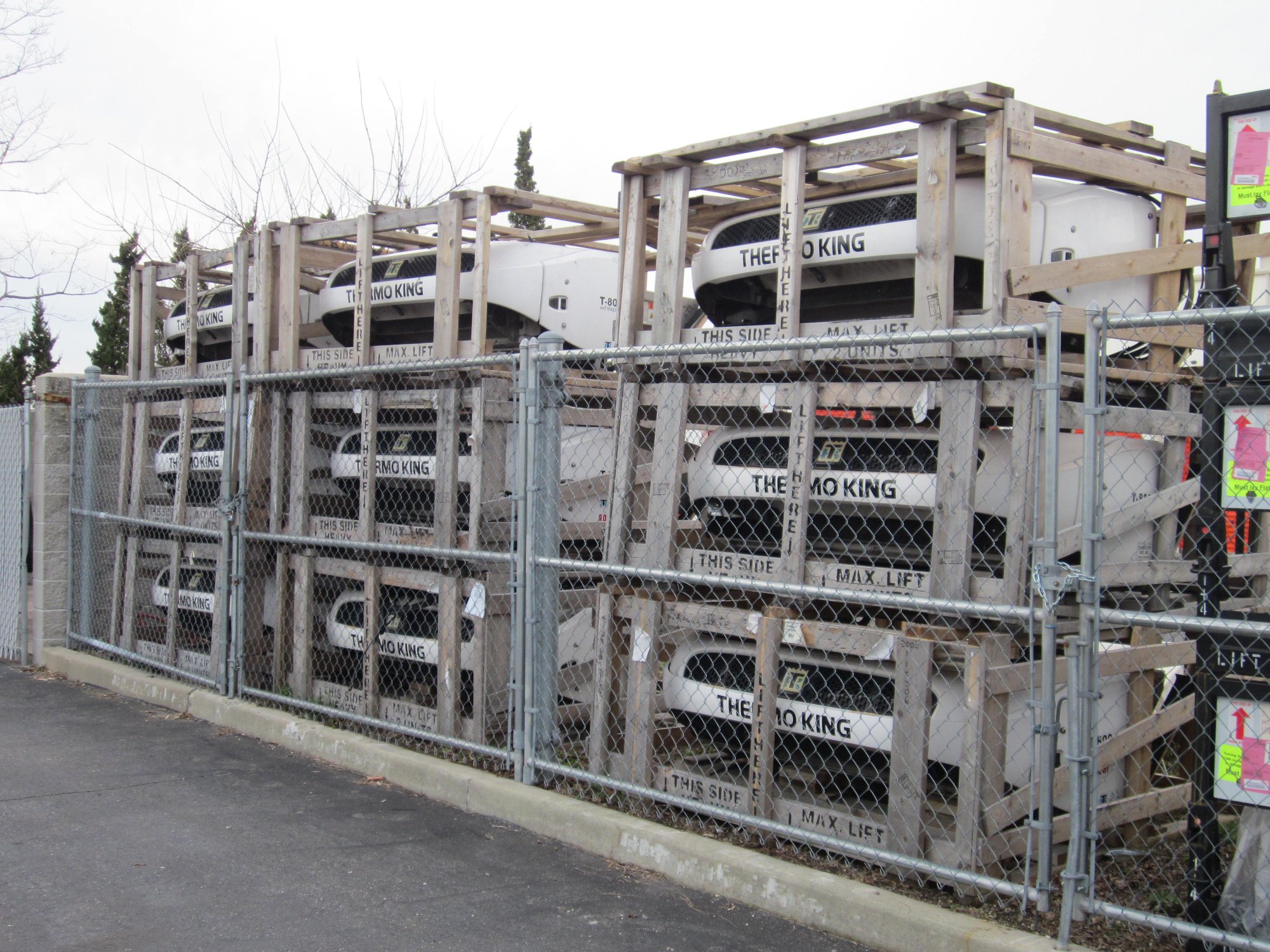 Thermo King T-600 Truck Refrigeration Unit