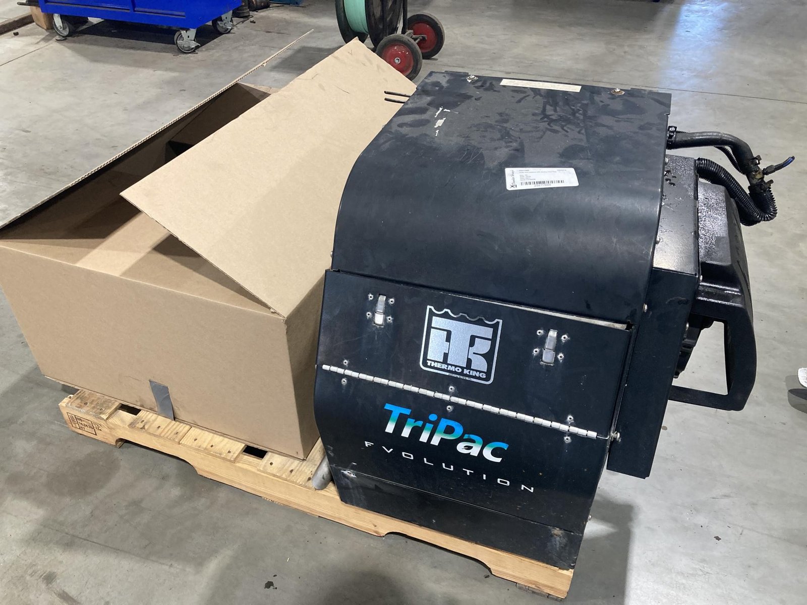 Thermo King TriPac Evolution Diesel Auxiliary Power Unit