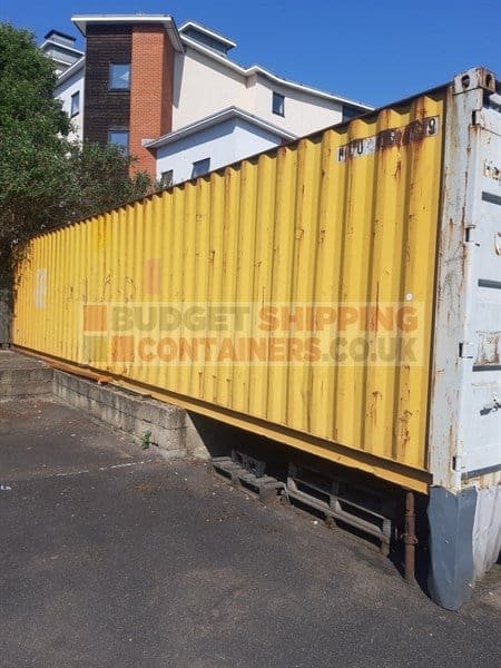 Damaged 40ft Shipping Containers (London)