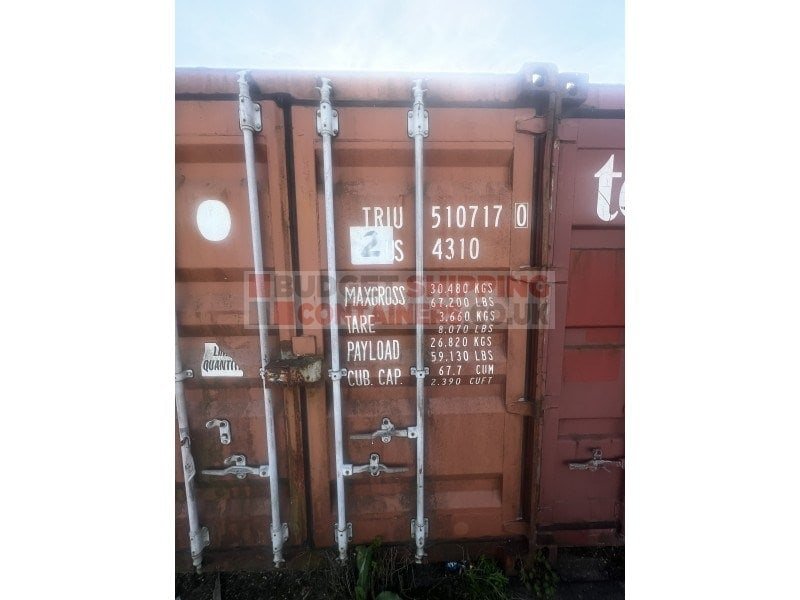 Damaged 40ft Shipping Containers (London)